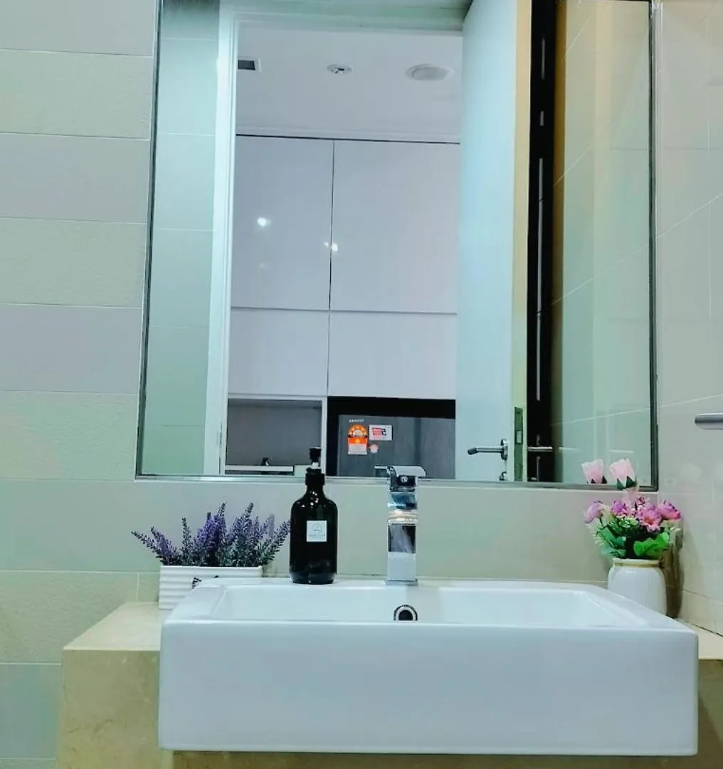 One Bukit Ceylon Klcc, Future Star Apartment Kuala Lumpur